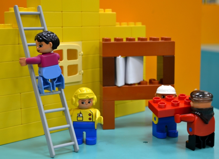 Image parSteffi Timm de Pixabay _ lego-516559_1920 Image par Steffi Timm de Pixabay